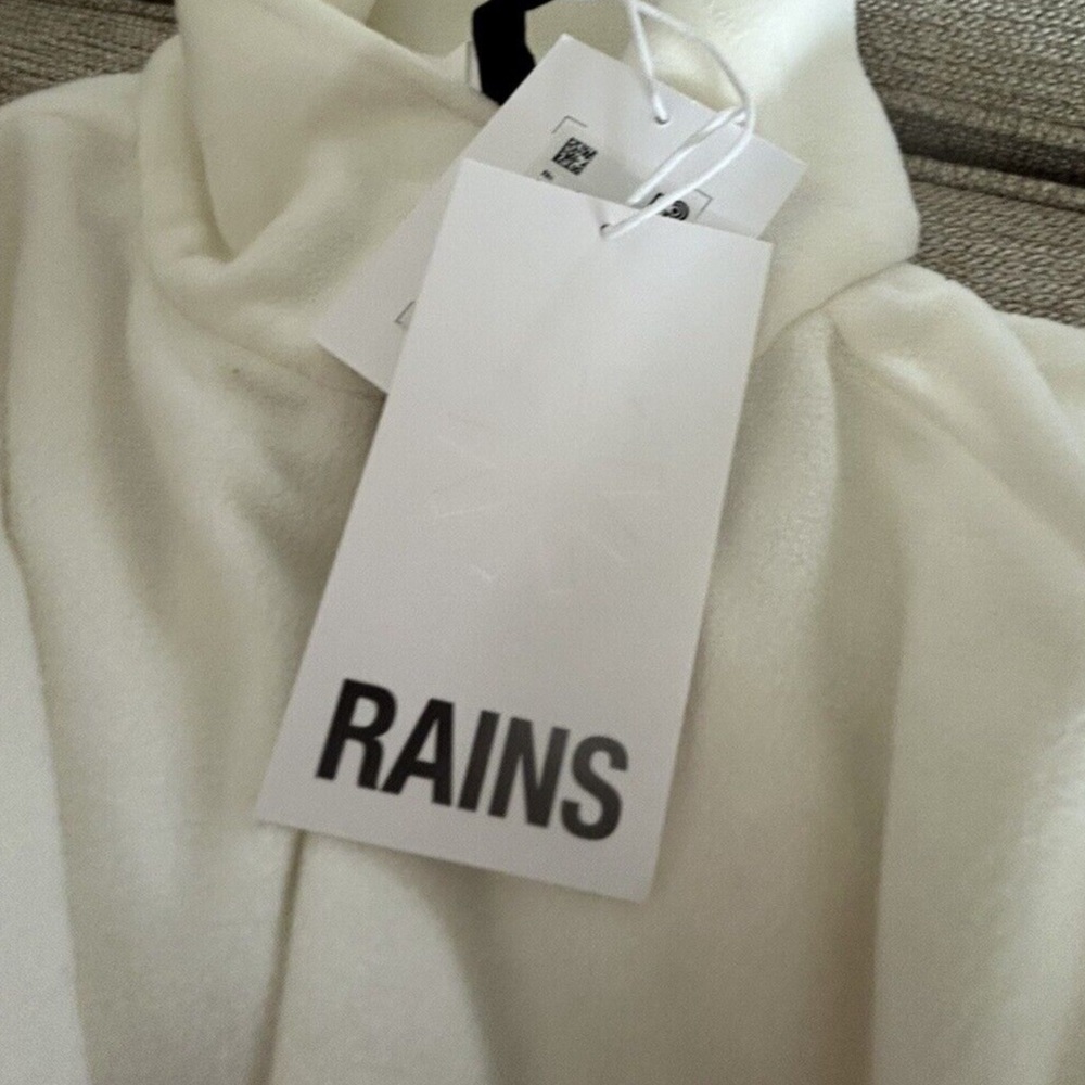 RAINS NWT